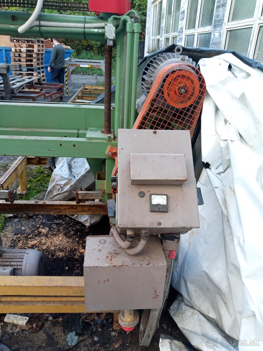 Kmeňová pásová píla - 3