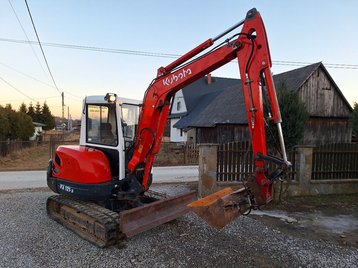 Minibager Kubota kx 121 - 3