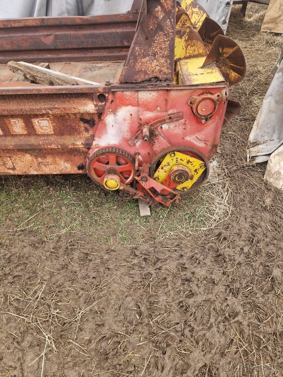 Nadstavba na rozmetadlo RUR3 - 3