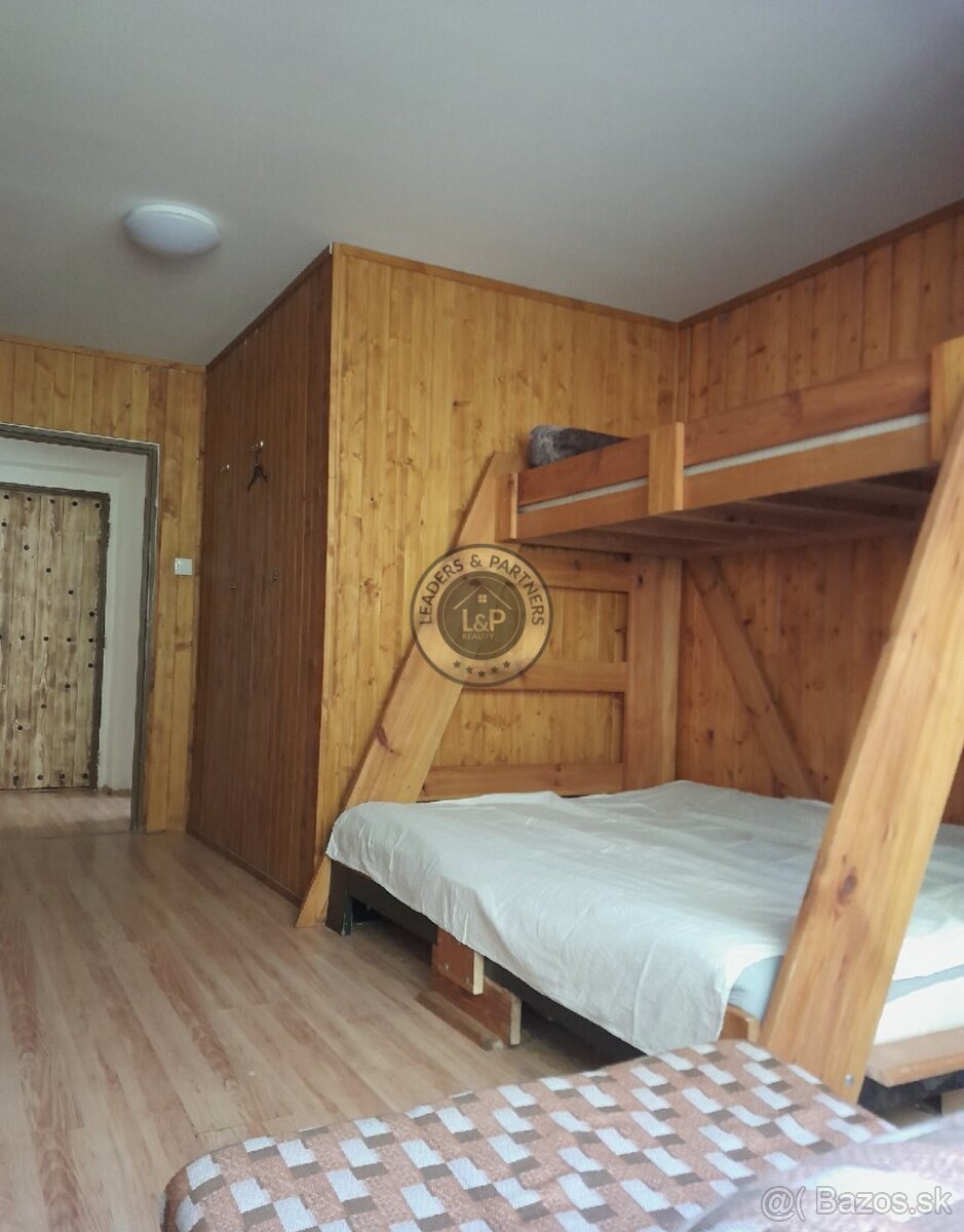 NA PREDAJ: Rekreačná chata pod Lysou – Drienica - 3