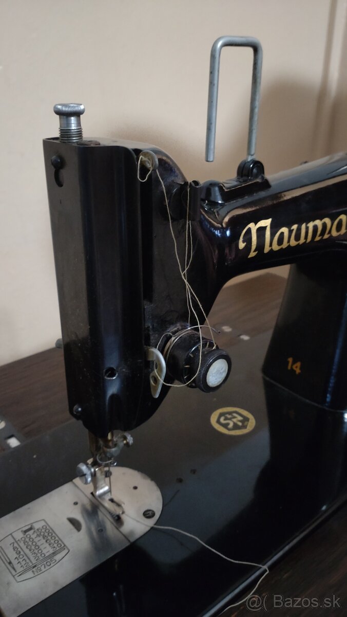 Starožitný šijací stroj Neuman - 3