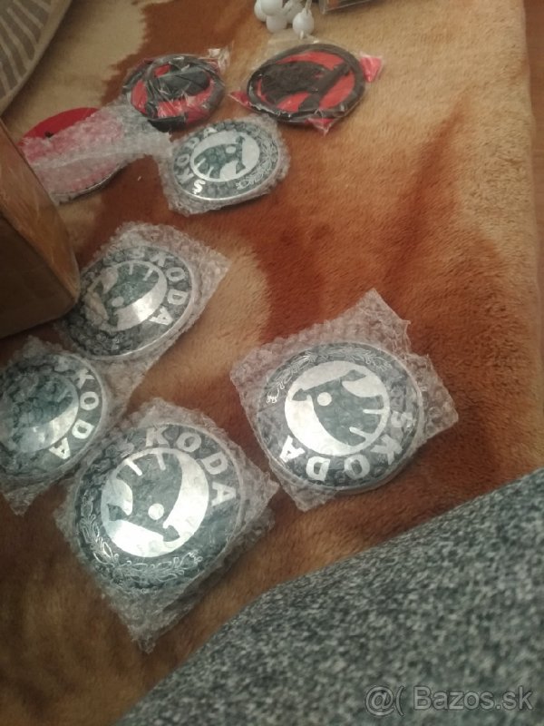 znaky skoda octavia nove 90mm a 80mm zelene original. - 3