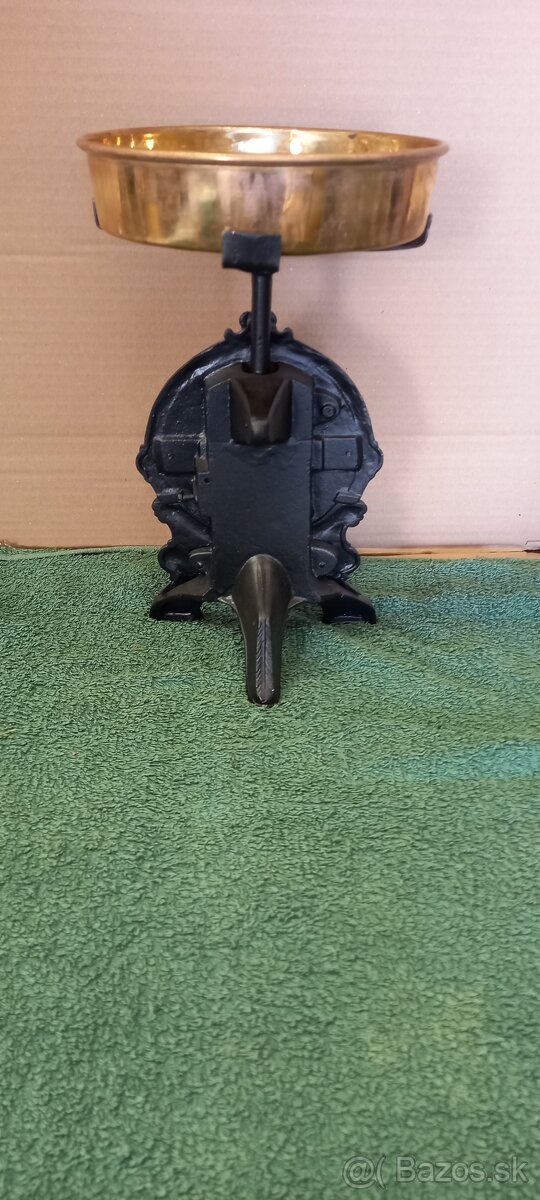 Jednomiskova vaha - 3