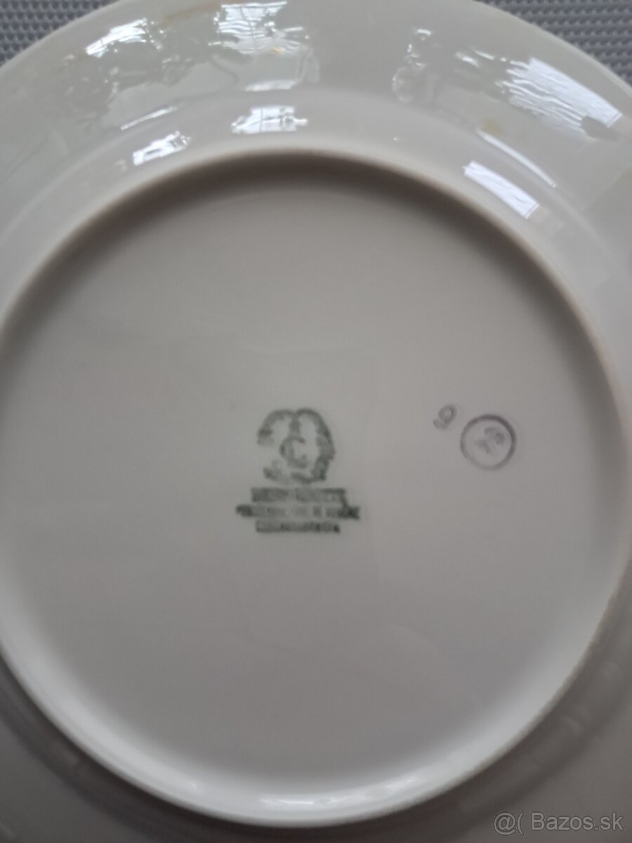 Predám dezertné tanieriky - 9 ks - 3