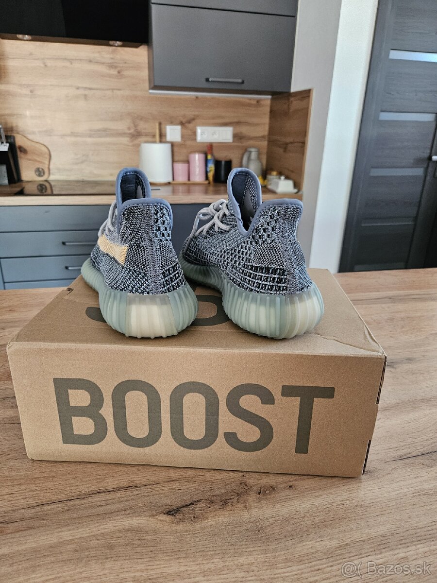 Adisas Yeezy Boost 350 - 3
