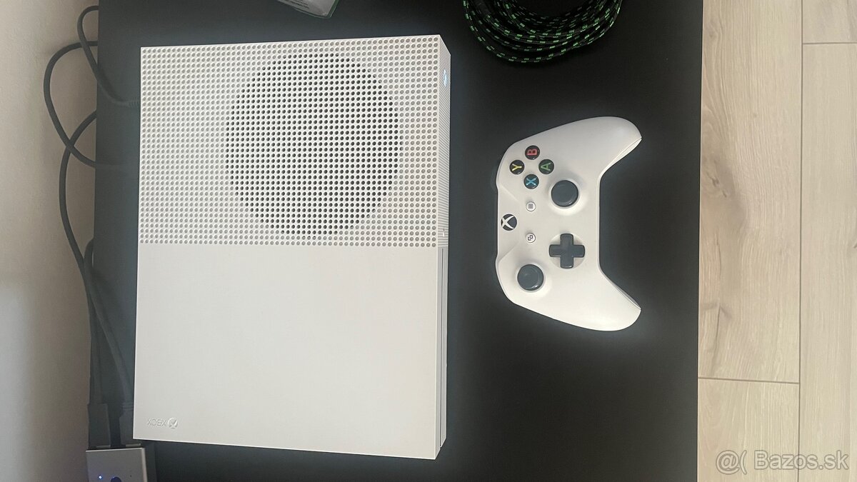 Xbox one S - 3