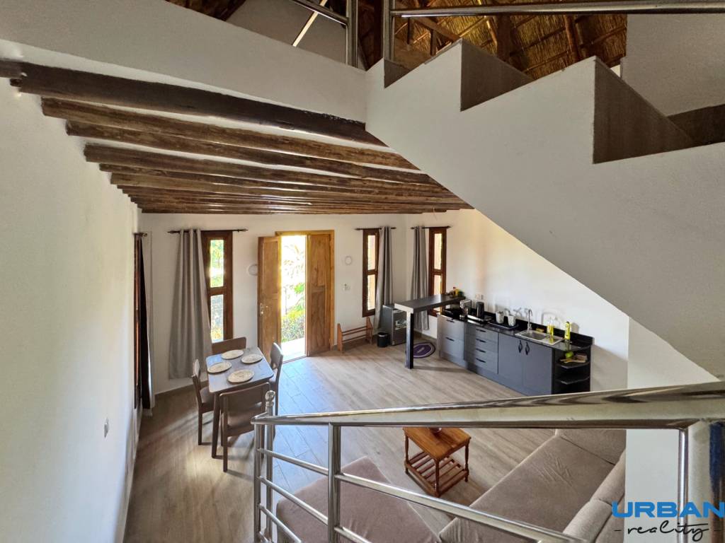 POSCHODOVÁ VILA S VÝHĽADOM NA OCEÁN - 3