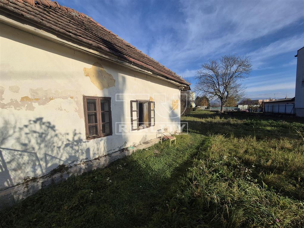 Pozemok na predaj v obci Návojovce 1000m2 - 3