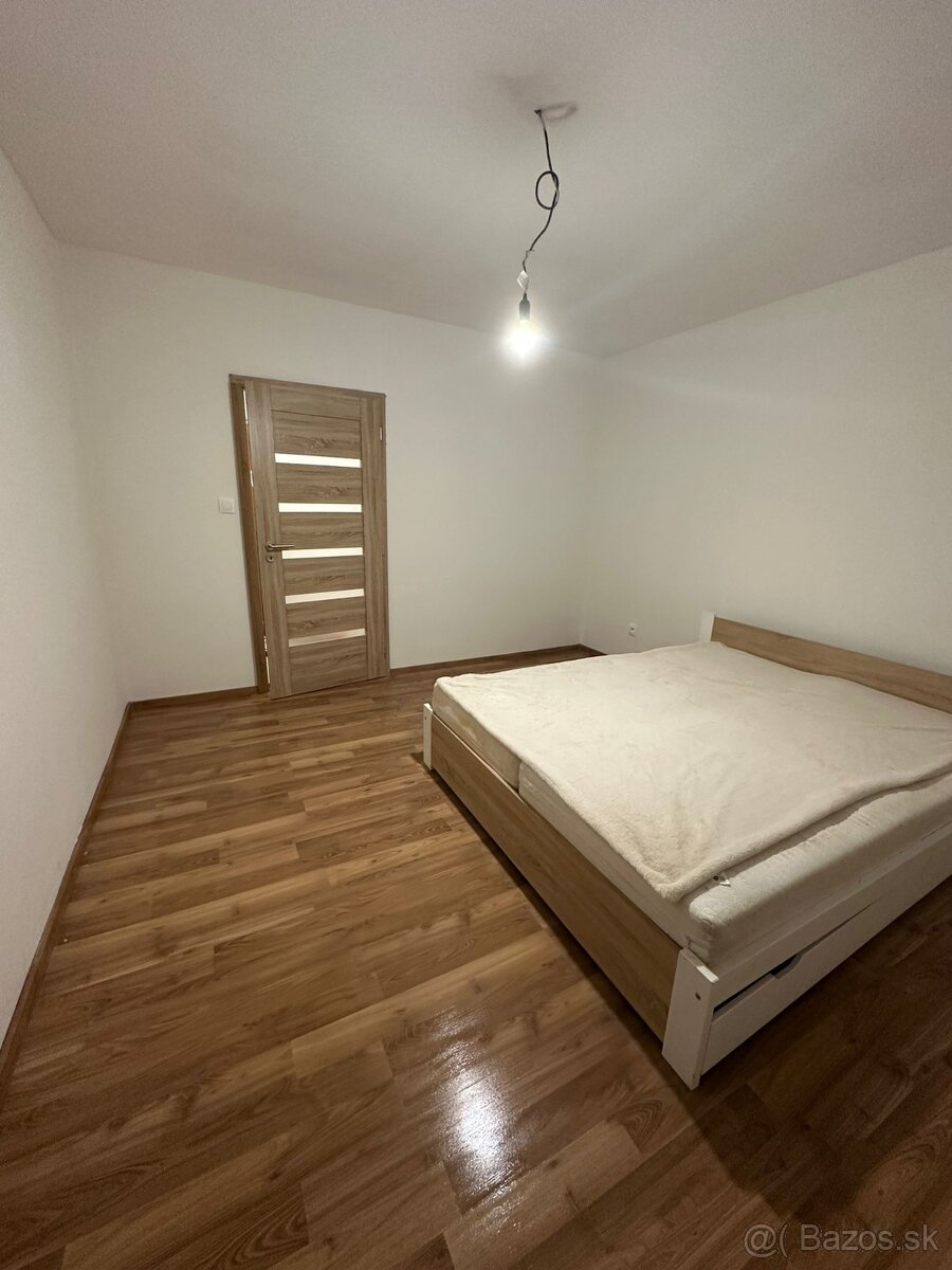 Kompletne zrekonštruovaný 2-izbový byt s balkónom, výťah - 3