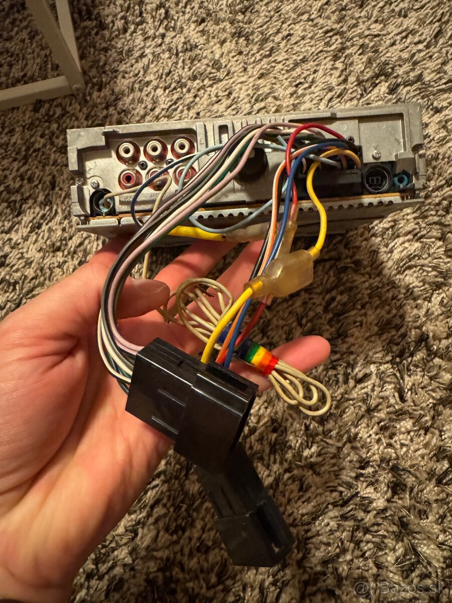 Predám autoradio SONY - 3