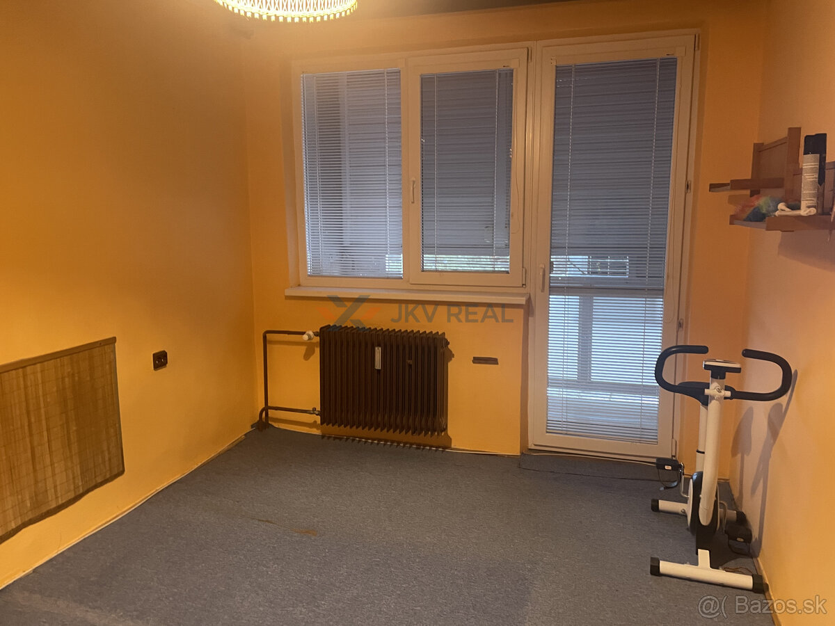 3 izbový byt skoro v srdci Levíc - 3