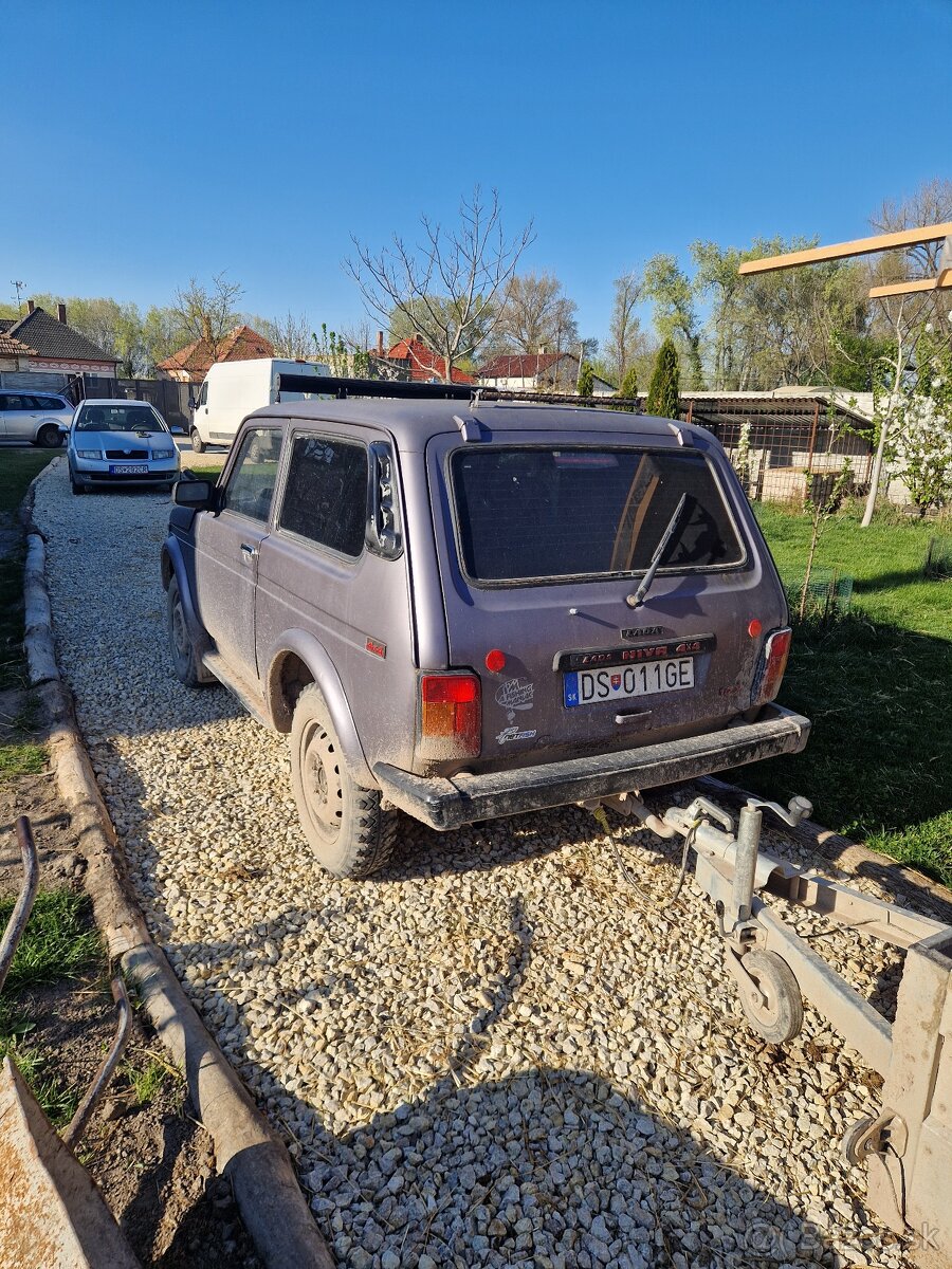 Lada niva 1.7 injektor - 3