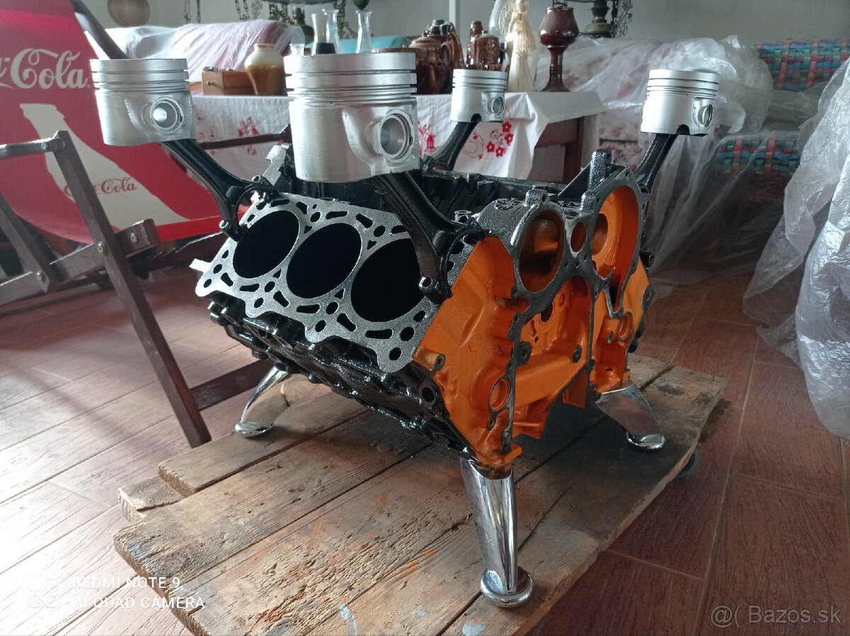 Stol z motoru audi v6 - 3