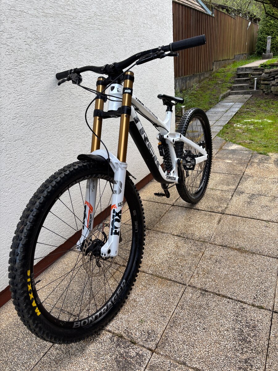 Trek Session 9 X01 Factory Racing - 3