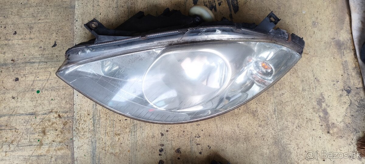 Predám predne svetlá na Mercedes A150 - 3