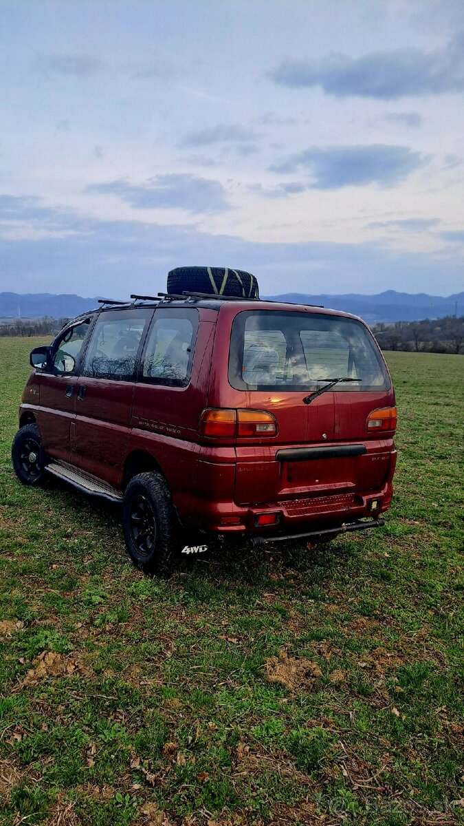 Mitsubishi L400 Space Gear - 3