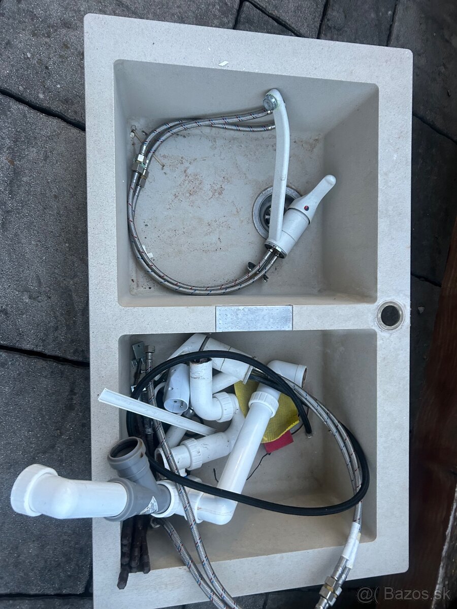 Granitový dvojdrez plus batéria a sifón - 3