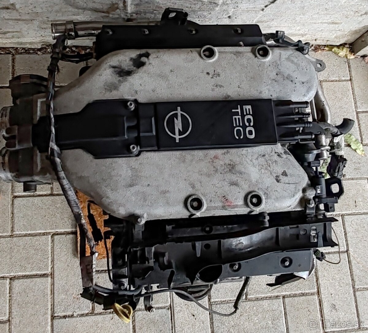 motor pre Opel Omega 2001, V6 2,6 - 3
