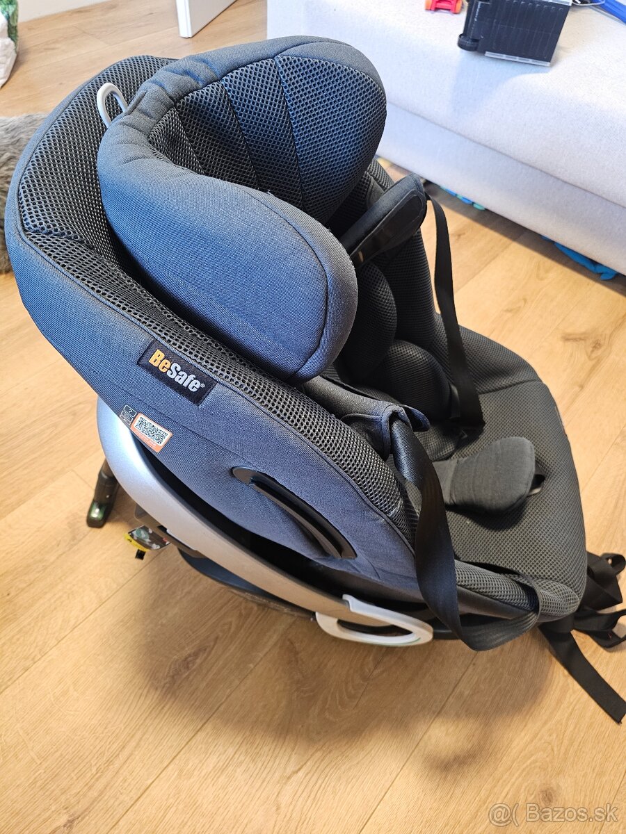 Autosedačka BeSafe IzI Stretch Anthracite Mesh - 3