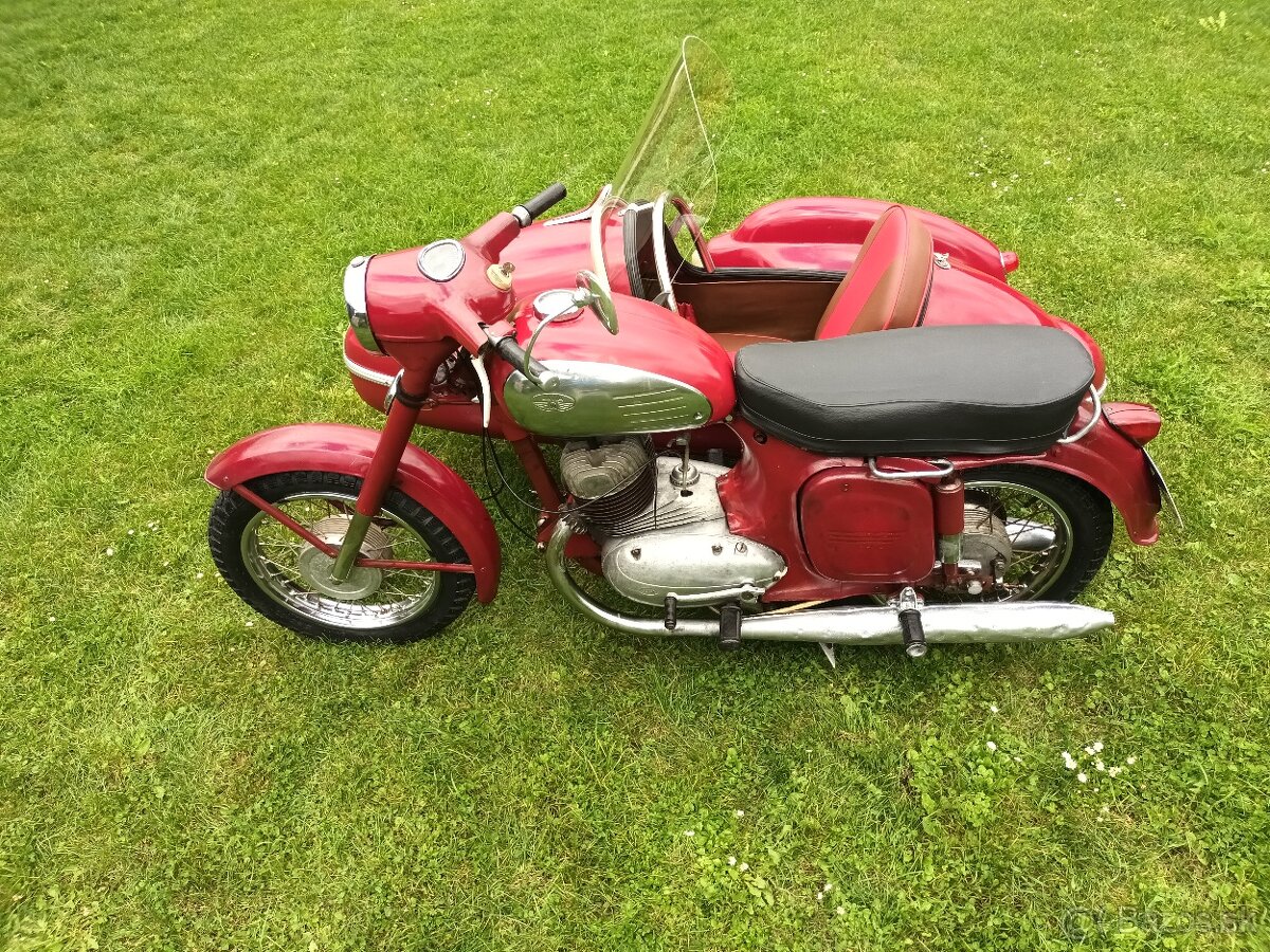 Jawa 350 se sajdou Velorex - 3