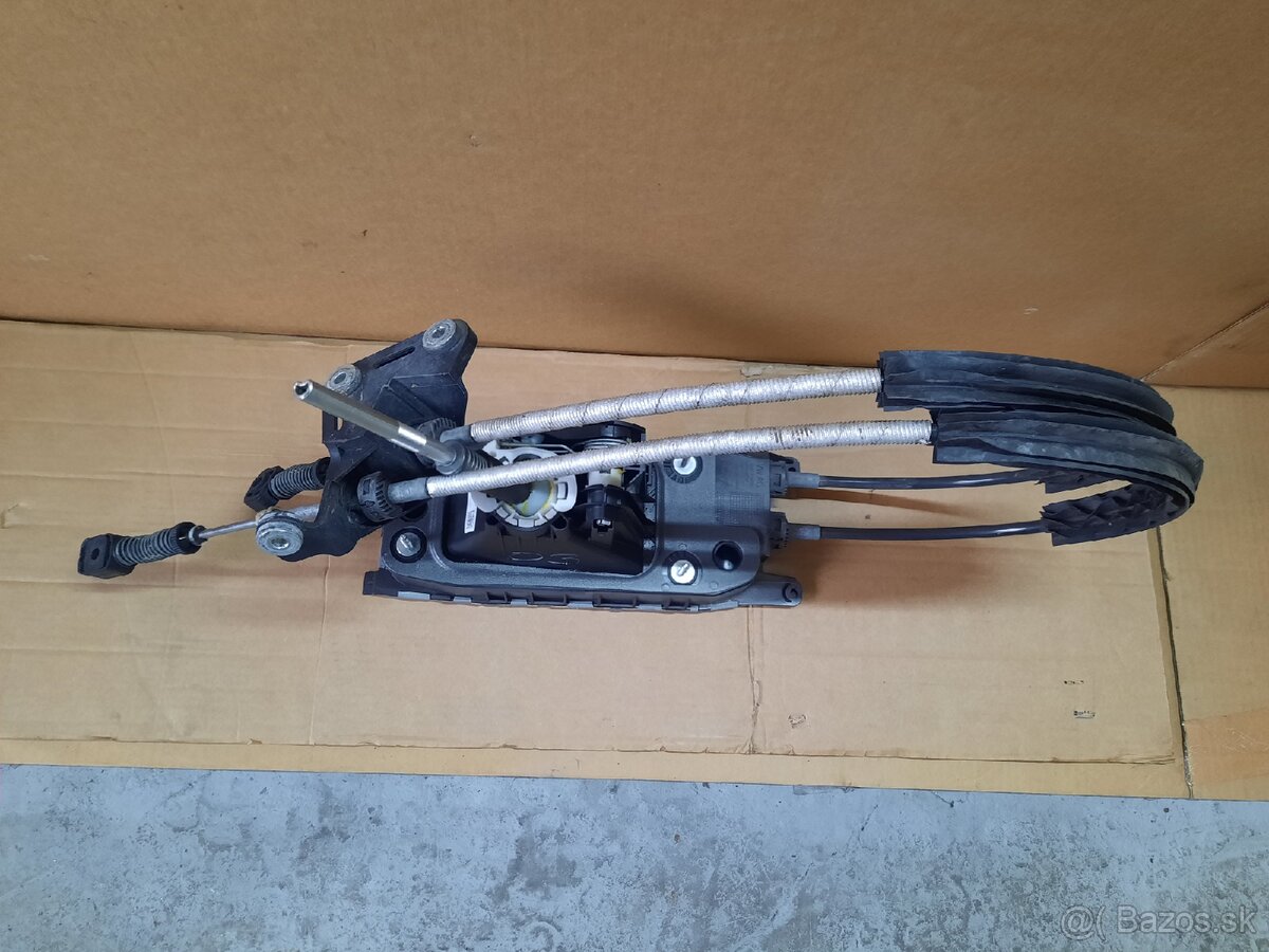 kulisa radenia Octavia 3, Golf 7 - 3