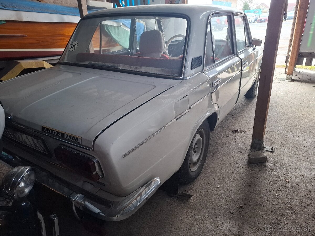 Lada VAZ 2103 1500 - 3