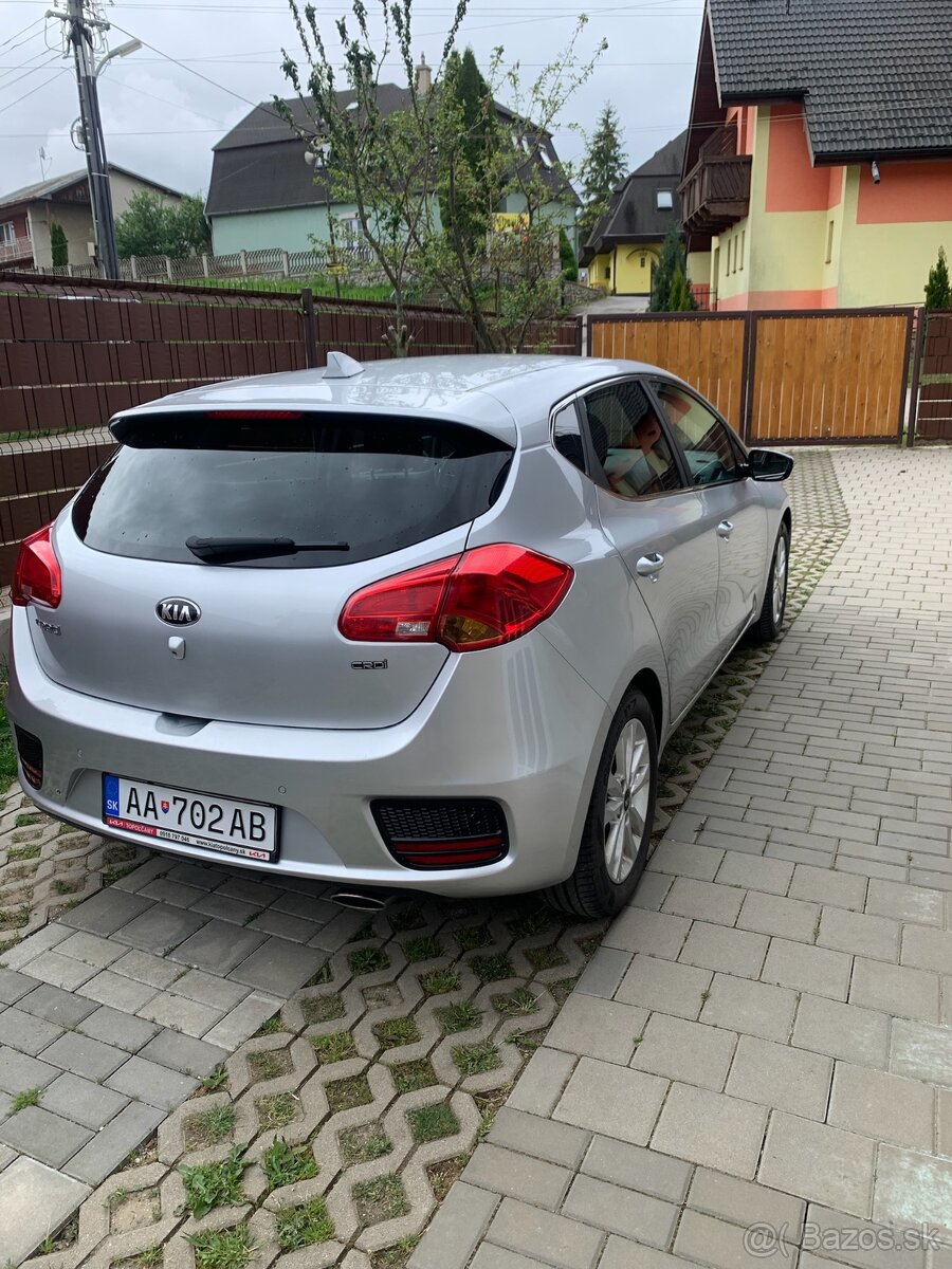 KIA Ceed 1.6 CRDI - 3