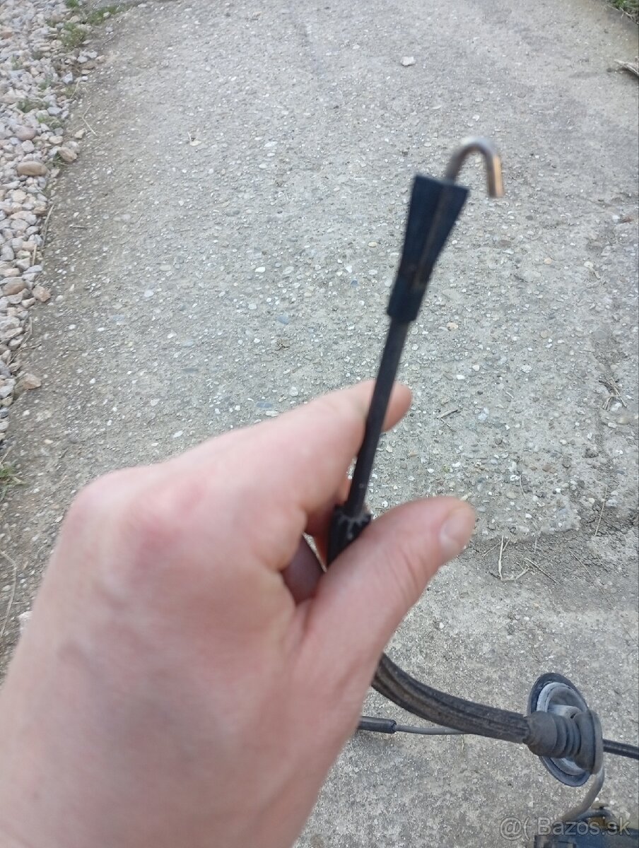 pravý predný zámok Golf 4 - 3