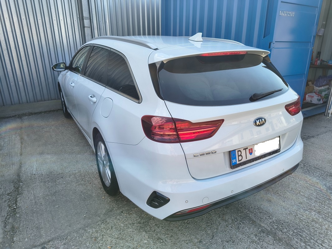 KIA CEED combi CRDi136_kúpa v SR_10.568€ netto_v ZÁRUKE_ - 3