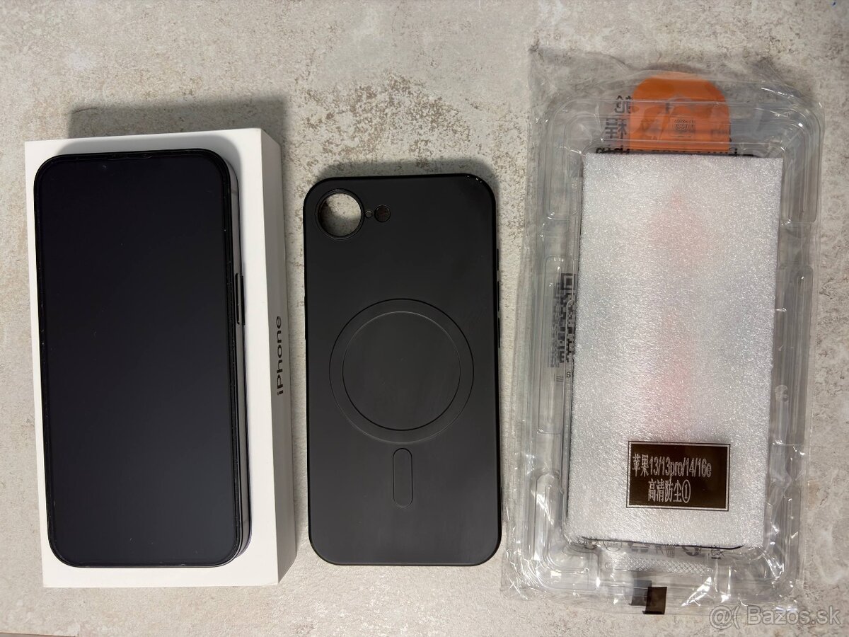 iPhone 16e 128 GB Black - 3
