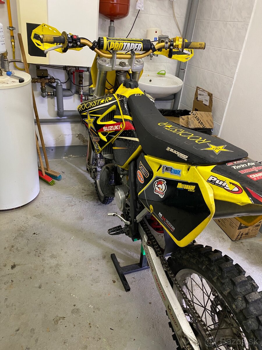 Suzuki rm250