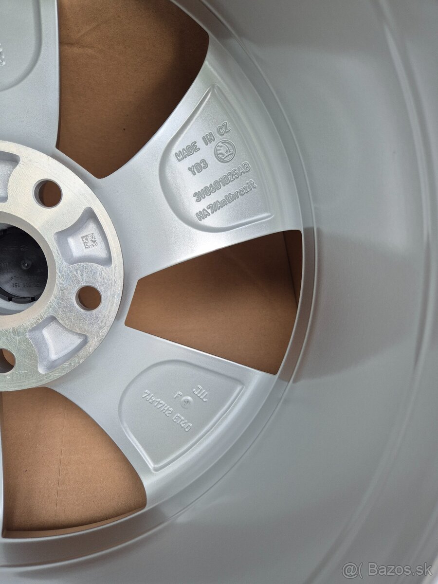 5x112 r17 Škoda Superb 3 Zeus-Nové - 3