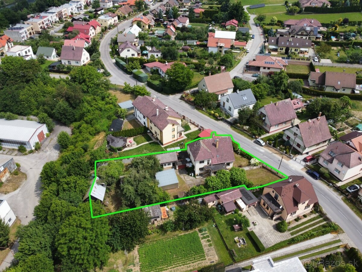 Rodinný dom s vizualizáciou / 1028 m2 / - Púchov - 3