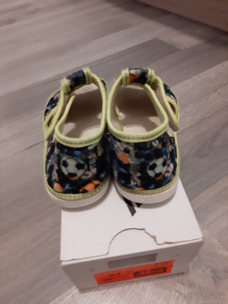 Detske papucky zn. Manik v. 27 - 3