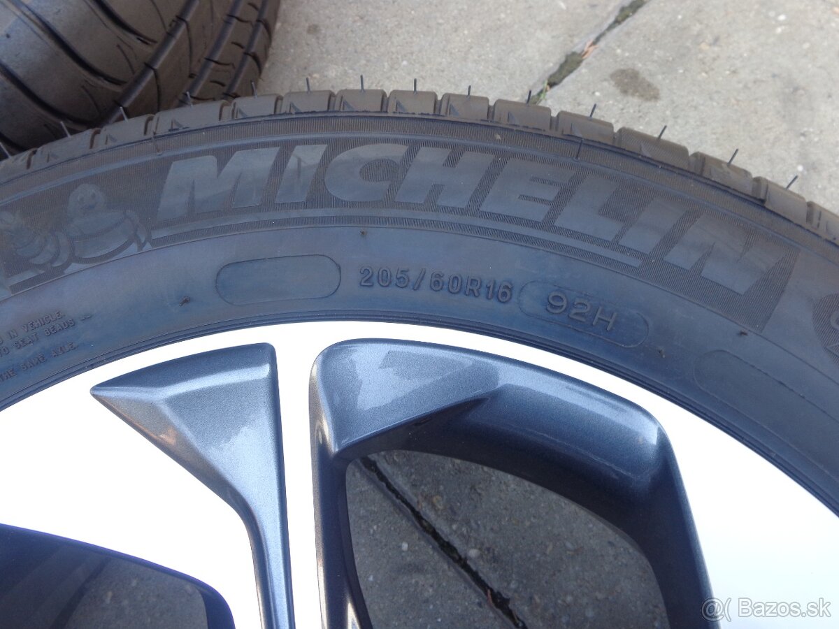 5x114,3 R16 Kia X Ceed letna sada kolies - 3