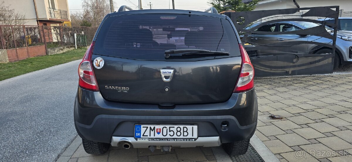 Dacia Sandero Stepway 1,6MPi M2010 - 3