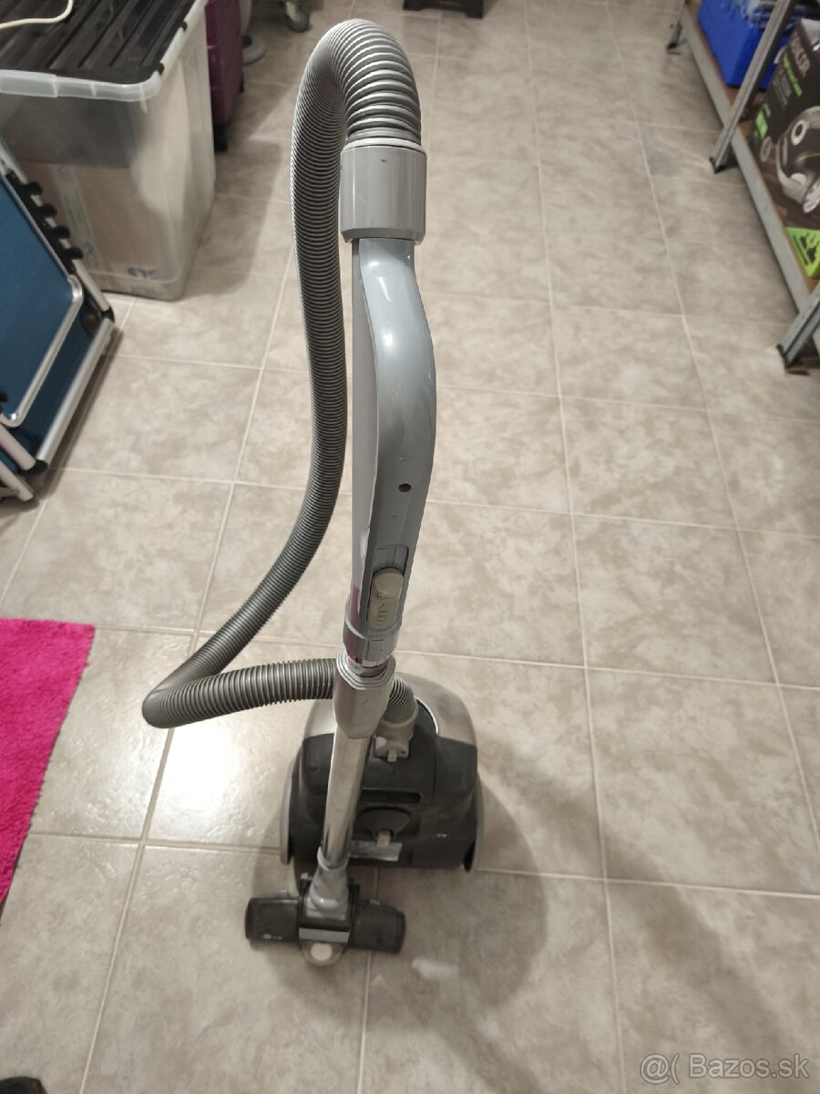 LG vysávač - 3