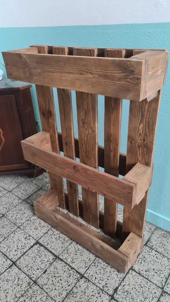 Kvetináč z palety - 3