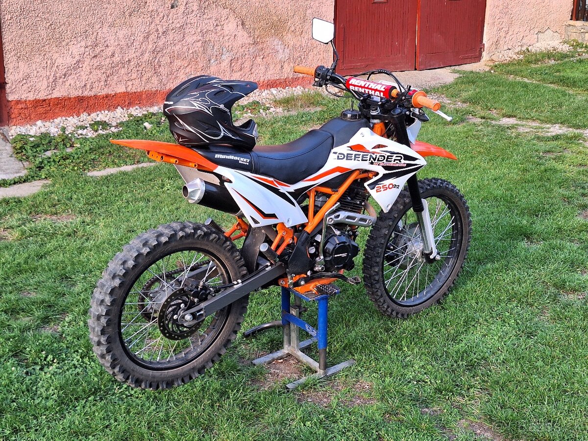 Mikilon Defender 250rr