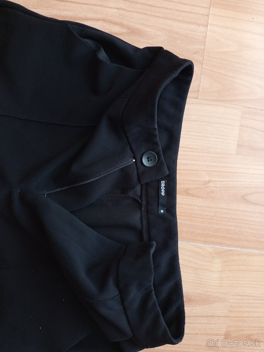 Cierne nohavice s vrecakmi - cropp veľkost 38 - 3