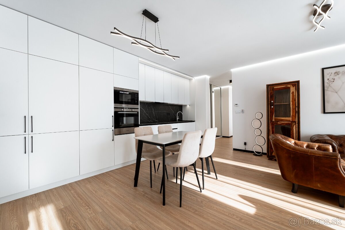 Luxusný 3-izbový Byt s balkónom a garážovým parkovaním - 3