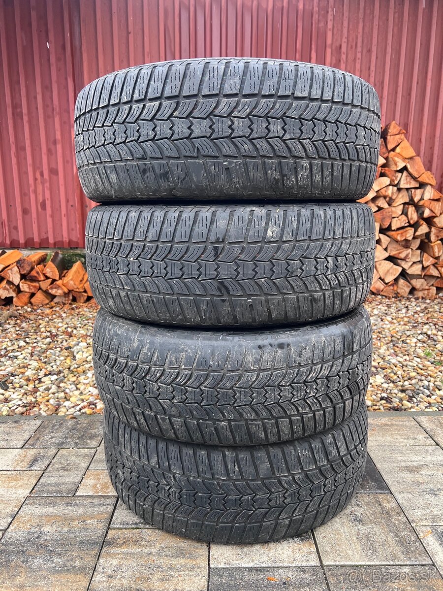 Zimné pneumatiky 205/55 R16 4ks 20€ - 3