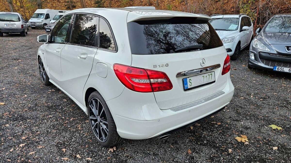 Mercedes Benz B 180, 2012, 99 tkm, xenony, navi, serviska - 3