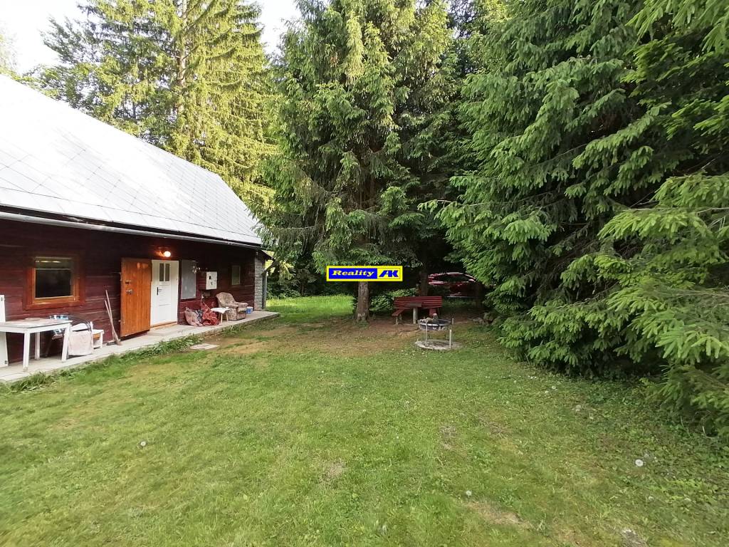 Chata vo Vrútkach po kompletnej rekonštrukcii - 3