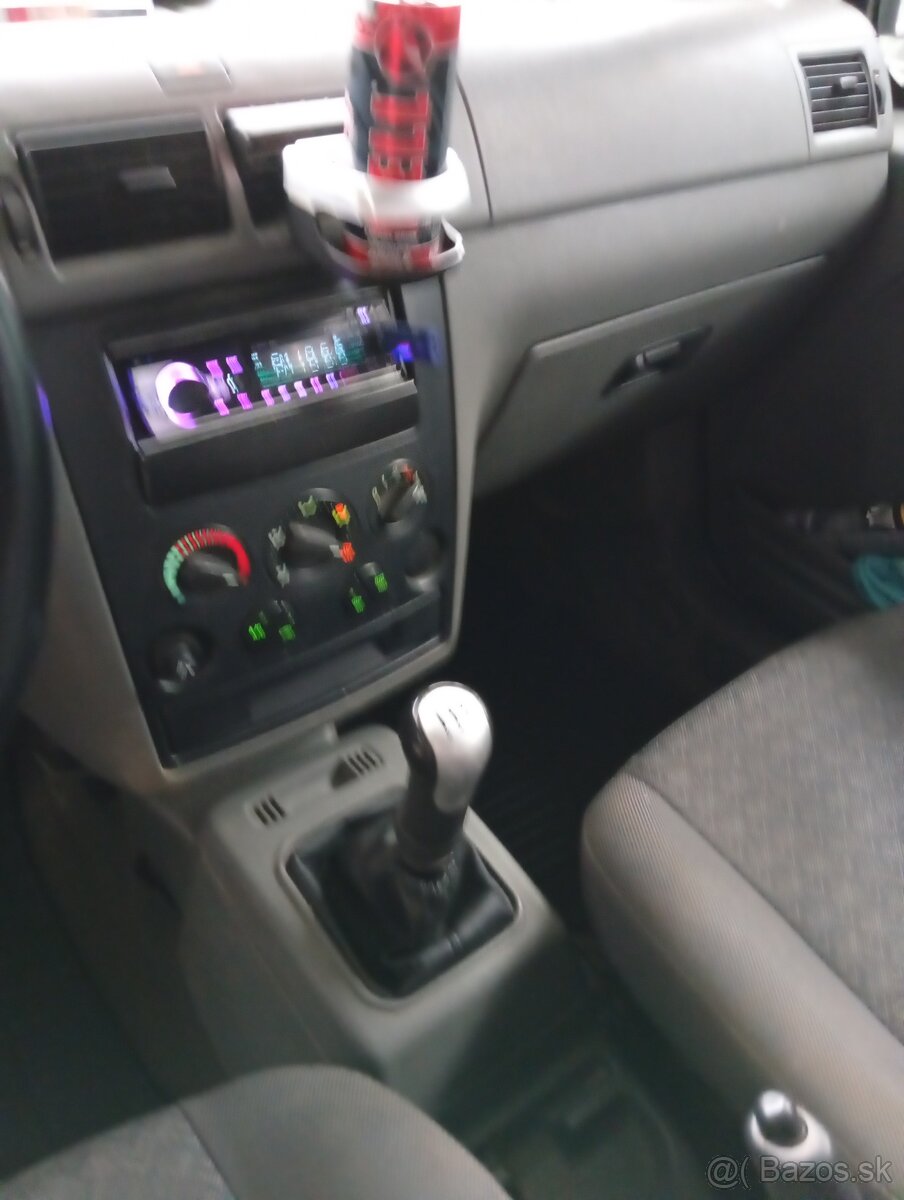 Ford tourneo conect 1,8 dtci bez tp - 3