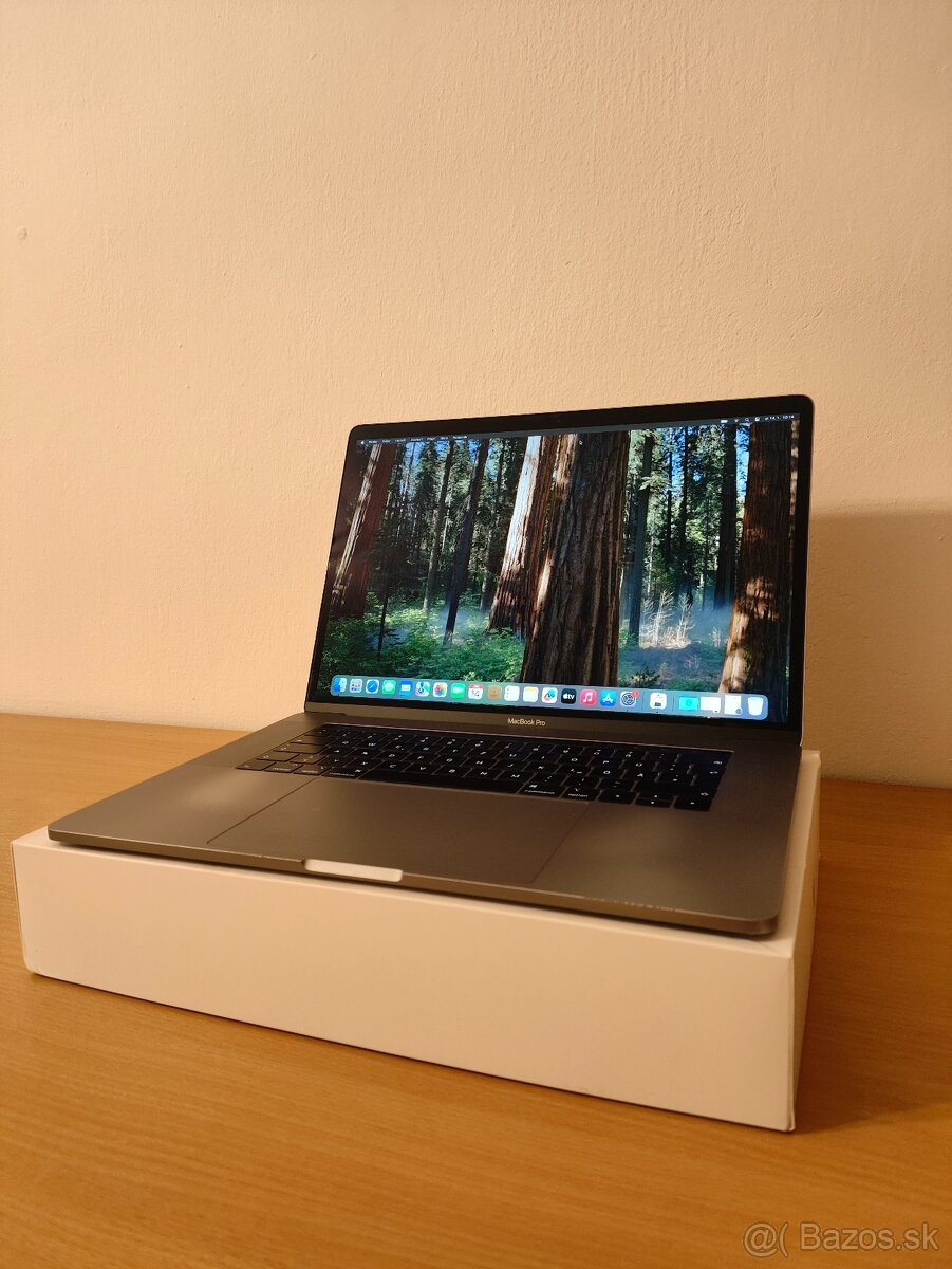 MacBook Pro 15 2019 i7 16GB 256GB - 3