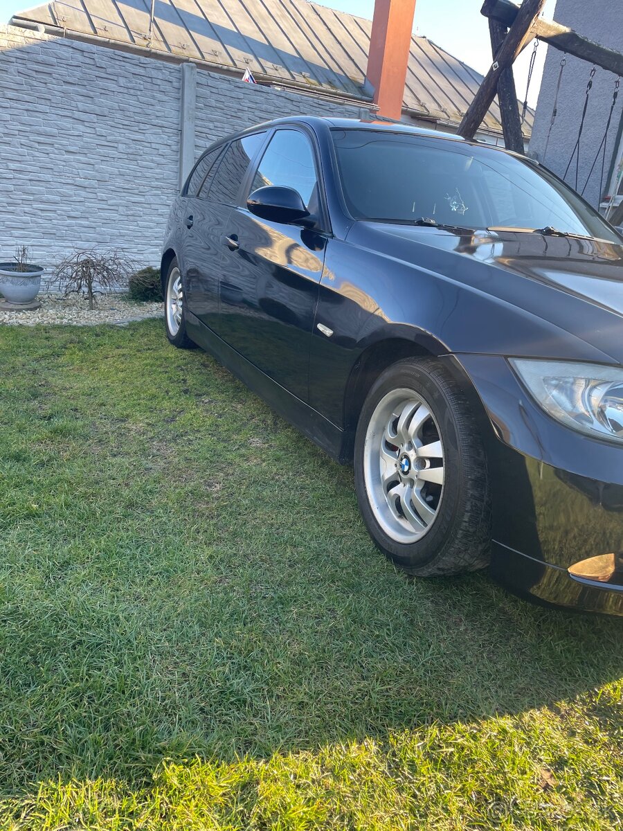 BMW e91 2.0 120kw dizel - 3