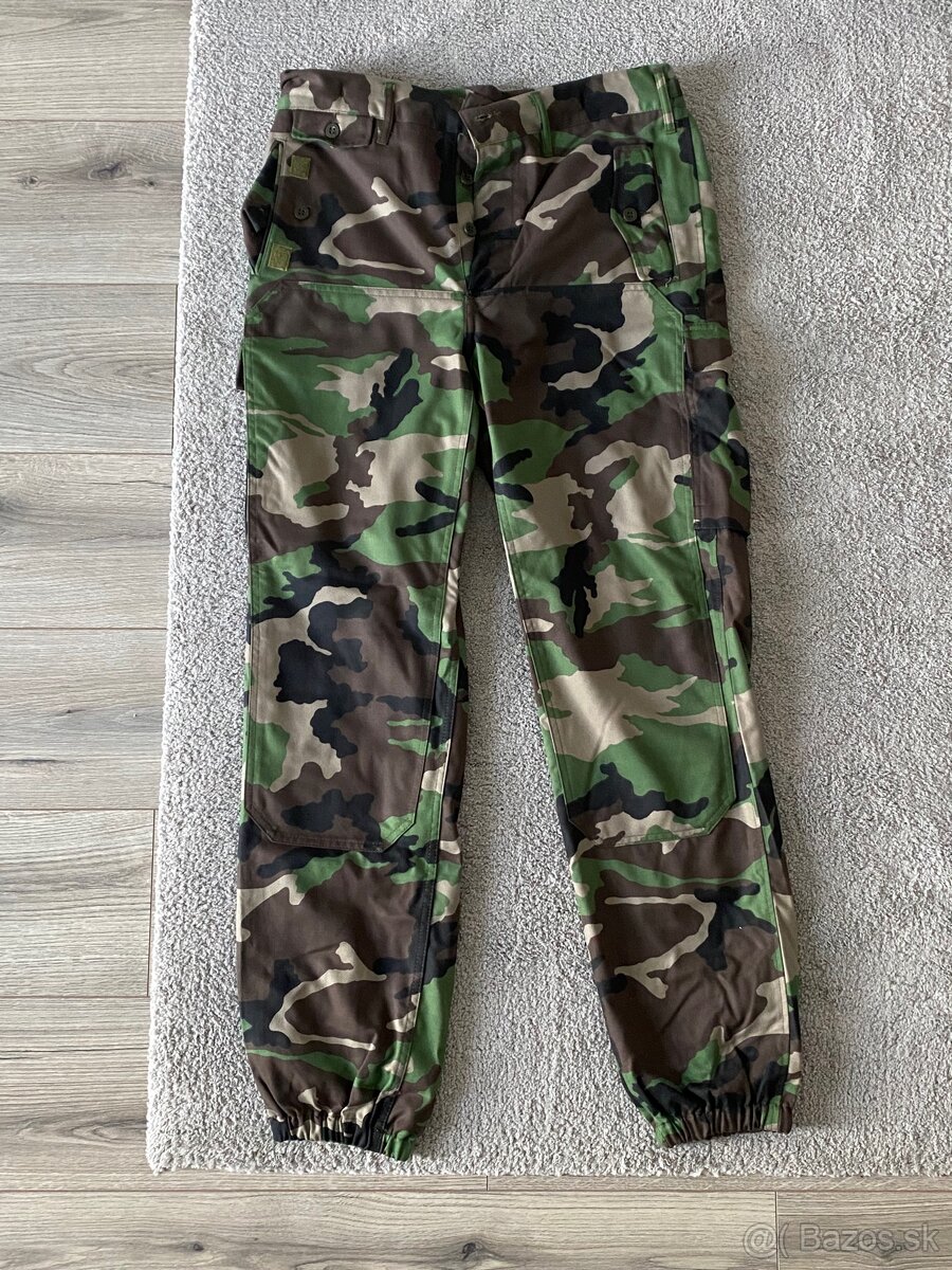 Vojenská Uniforma - 3