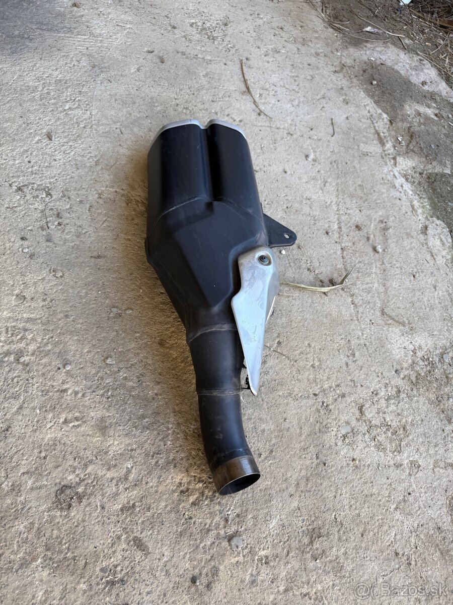 Ducati monster 821 - 3