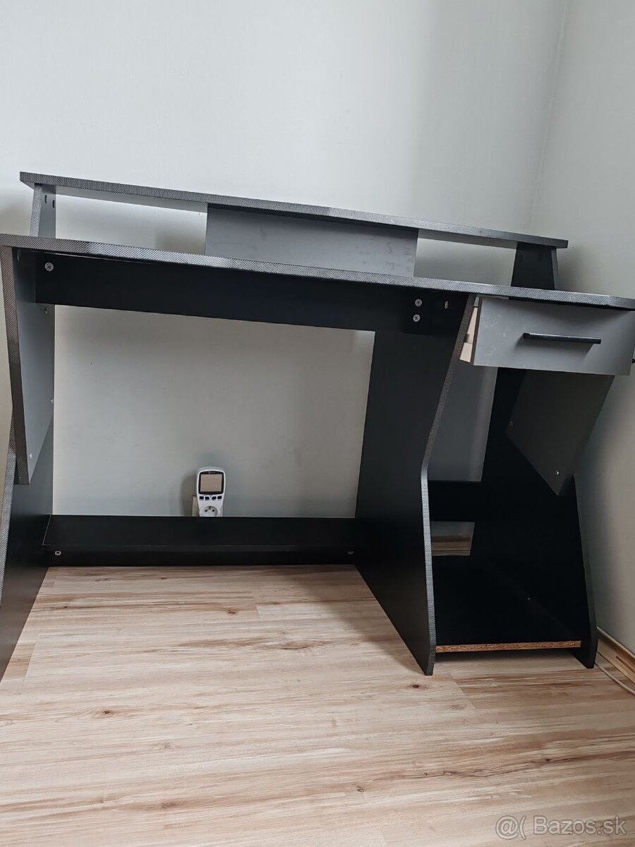 Herný Pc stolík - 3